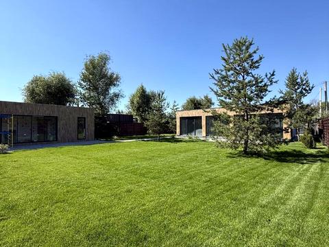 будинок за адресою Кленова