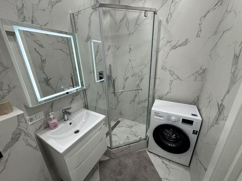 квартира за адресою Євгена Чикаленка вул., 43