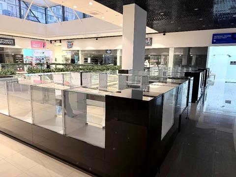 комерційна за адресою Героїв просп., 3