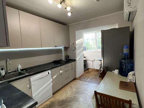 квартира за адресою Володимира Івасюка просп. (Героїв Сталінграду), 14