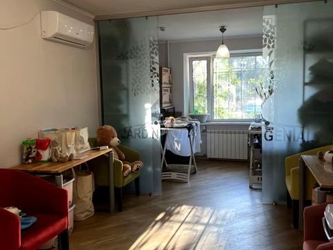 квартира за адресою Володимира Івасюка просп. (Героїв Сталінграду), 14