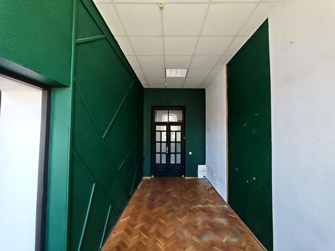 комерційна за адресою Прогресу вул., 7