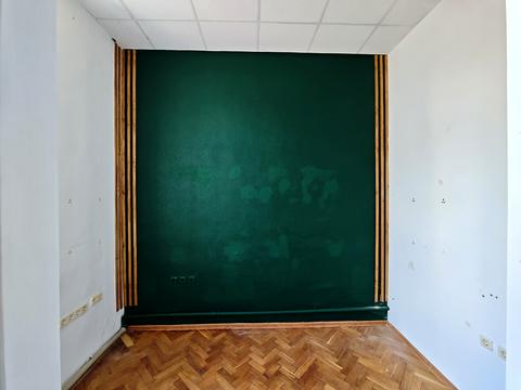 комерційна за адресою Прогресу вул., 7