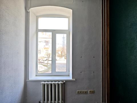 комерційна за адресою Прогресу вул., 7