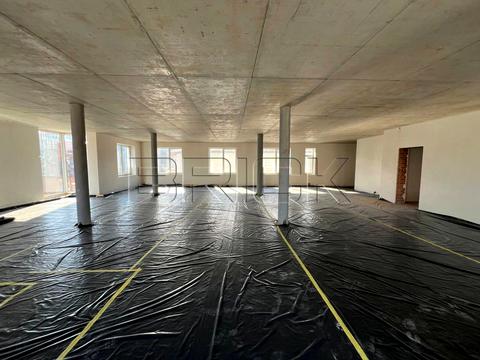 комерційна за адресою Яготинська вул., 4/10