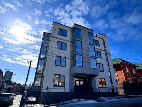 комерційна за адресою Яготинська вул., 4/10