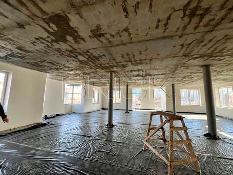 комерційна за адресою Яготинська вул., 4/10