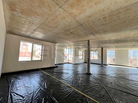 комерційна за адресою Яготинська вул., 4/10