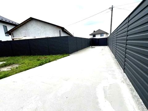 будинок за адресою Вишнева