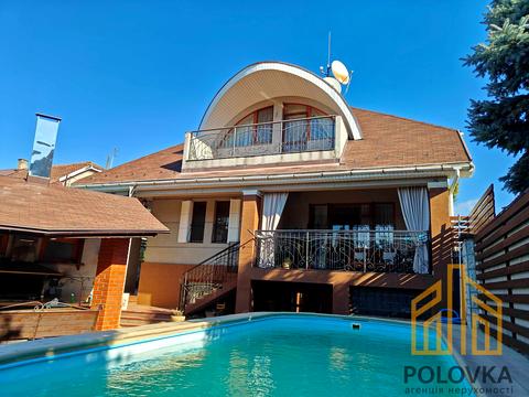 будинок за адресою Ужгород, Князя Лаборця пл.