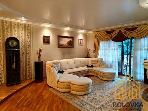 будинок за адресою Ужгород, Князя Лаборця пл.