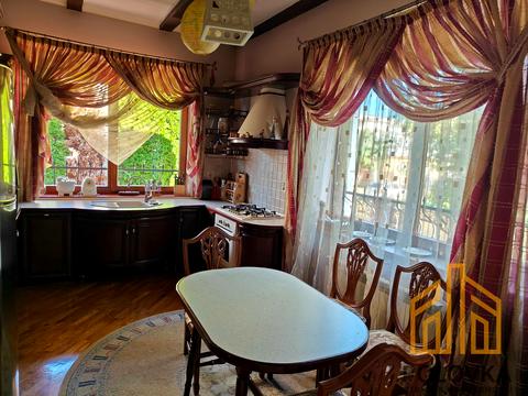 будинок за адресою Ужгород, Князя Лаборця пл.