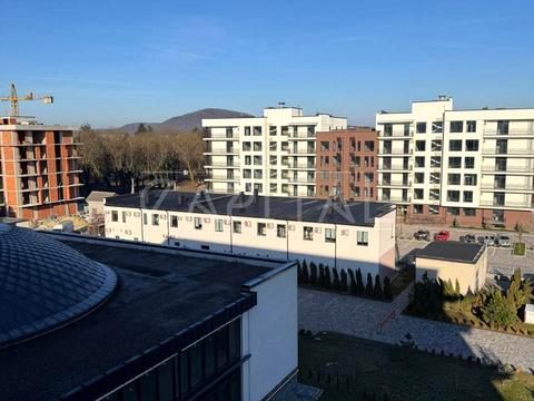 комерційна за адресою Олександра Духновича пл., 9