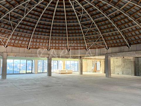 комерційна за адресою Олександра Духновича пл., 9