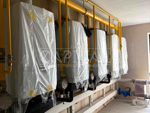 комерційна за адресою Олександра Духновича пл., 9