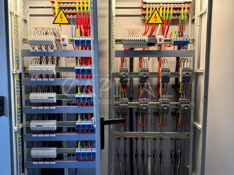 комерційна за адресою Олександра Духновича пл., 9