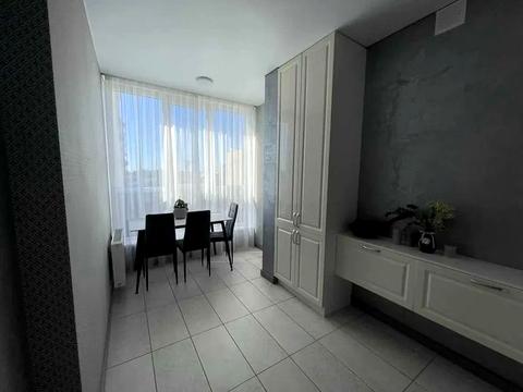 квартира за адресою Метрологічна вул., 11-В