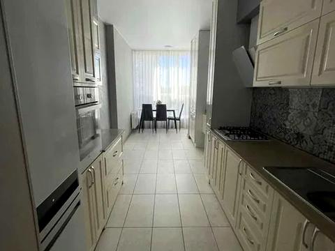 квартира за адресою Метрологічна вул., 11-В