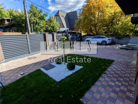 будинок за адресою Ялинкова вул.