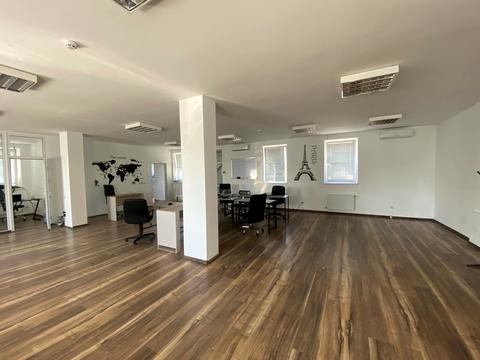 коммерческая по адресу Муры ул. (Поліни Осипенко), 18