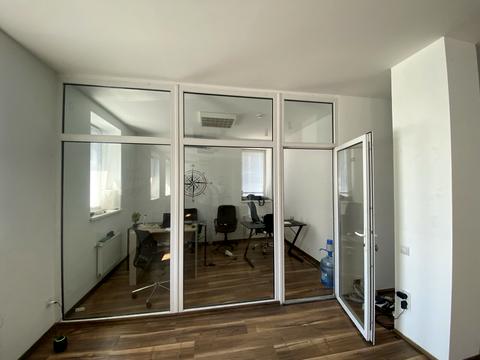 коммерческая по адресу Муры ул. (Поліни Осипенко), 18