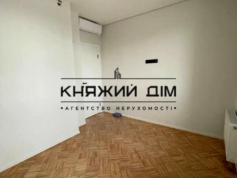 комерційна за адресою Харківське шосе, 190