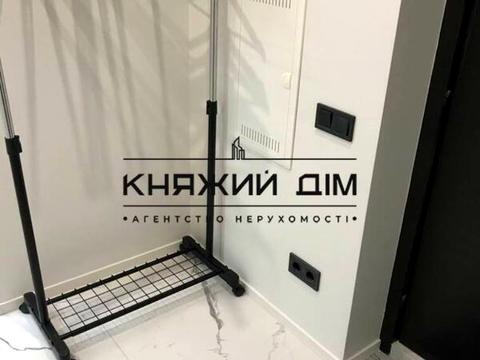 комерційна за адресою Харківське шосе, 190