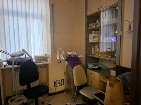 комерційна за адресою Басейна вул., 5-А