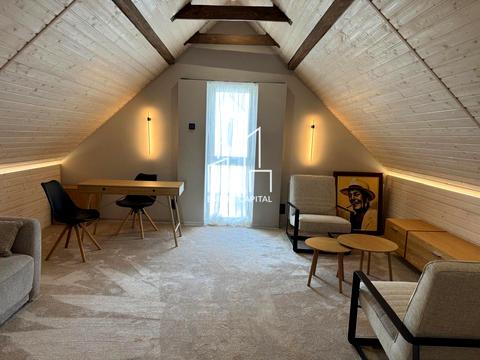 будинок за адресою Грушевського