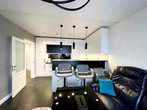 квартира за адресою Академіка Глушкова просп., 9-Є