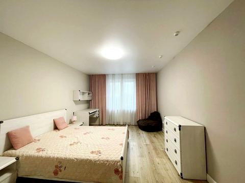 квартира за адресою Академіка Глушкова просп., 9-Є