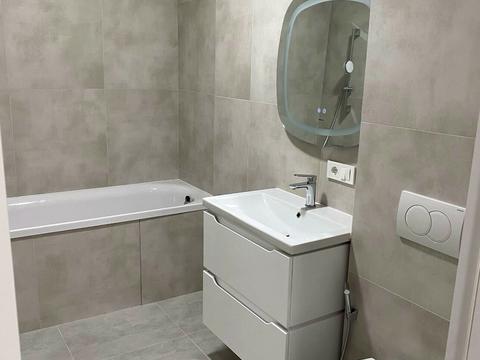 квартира за адресою Молодіжна вул., (Будинок 2)