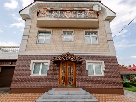 будинок за адресою Івана Богуна вул., 1