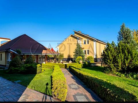 будинок за адресою Івана Богуна вул., 1