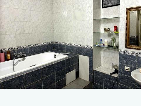 квартира за адресою Єврейська вул. (Бебеля), 10