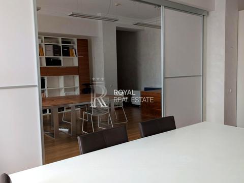 коммерческая по адресу Крещатик ул. (Kreschatic), 25