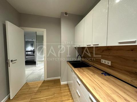 комерційна за адресою Київ, Джона Маккейна вул. (Івана Кудрі), 7