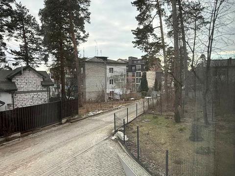 квартира за адресою смт. Брюховичі, Степана Ленкавського вул., 10