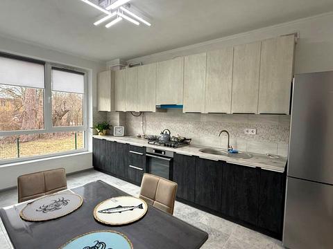 квартира за адресою смт. Брюховичі, Степана Ленкавського вул., 10