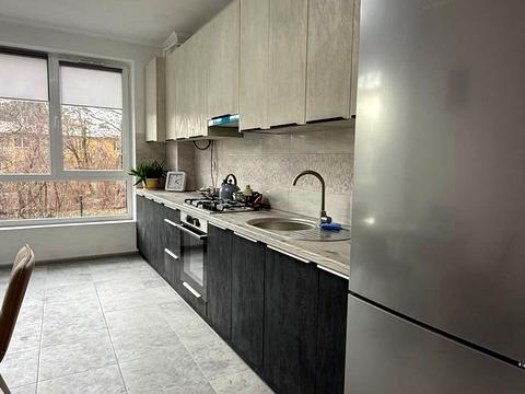 квартира за адресою смт. Брюховичі, Степана Ленкавського вул., 10