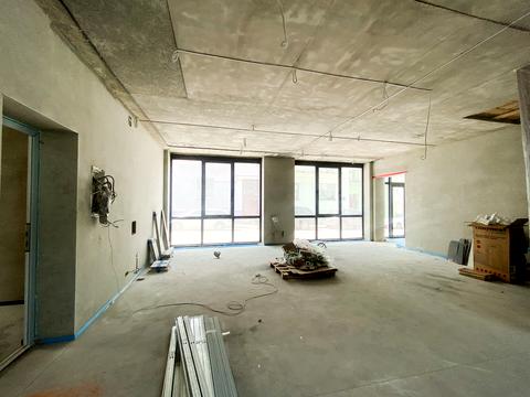 комерційна за адресою Євгена Сверстюка вул., 9