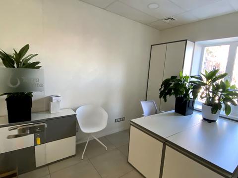 комерційна за адресою Велика Кільцева вул., 7