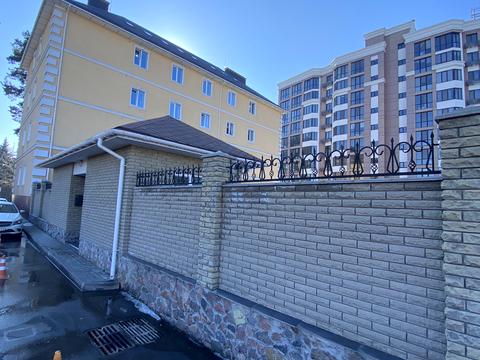 комерційна за адресою Велика Кільцева вул., 7