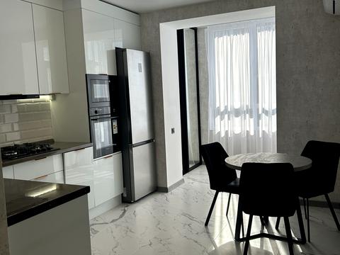 квартира за адресою Співдружності вул., 7