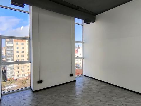 коммерческая по адресу  пер., 61