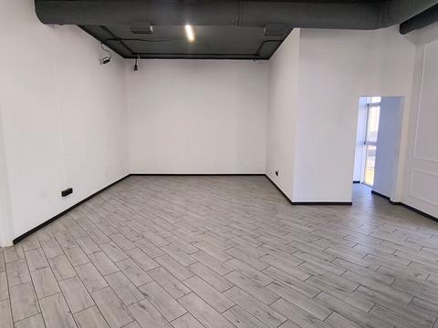 коммерческая по адресу  пер., 61