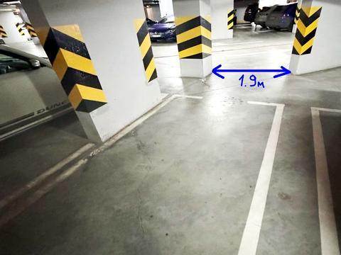 паркомісце за адресою Василя Тютюнника вул. (Анрі Барбюса), 51/1А