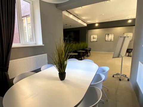 комерційна за адресою Велика Кільцева вул., 7