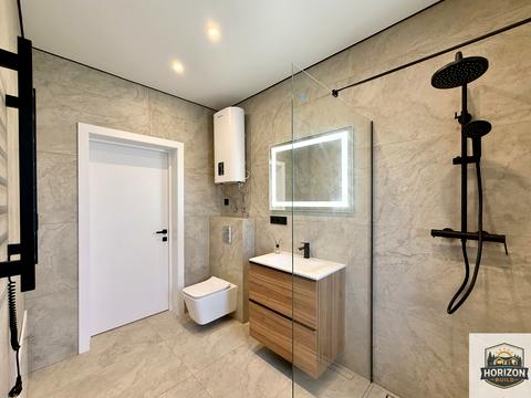 дом по адресу пгт. Ворзель, Успішна