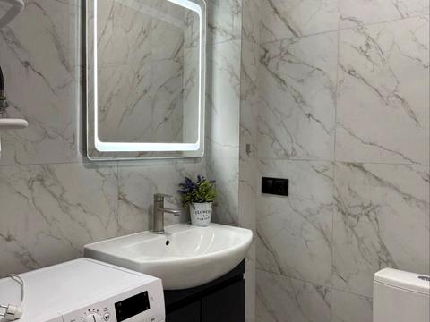 квартира за адресою Богдана Хмельницького вул., 25-Б